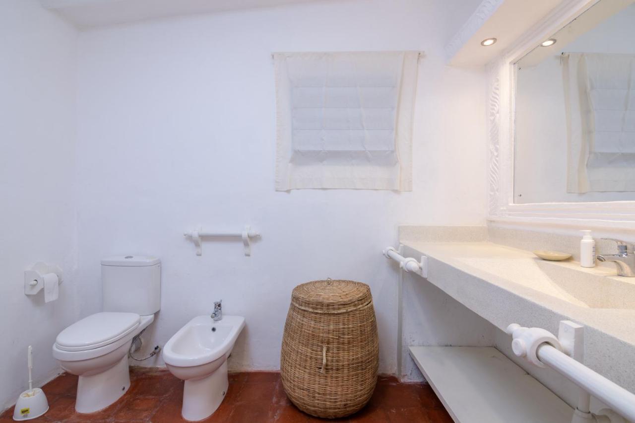 Coral Key Villaマリンディ エクステリア 写真